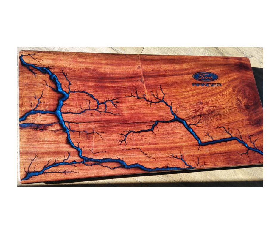 Charcuterie board / Braai plankie – Rosewood with Ford Ranger Logo